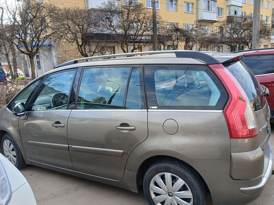 Продам автомобіль