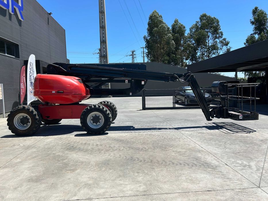 Plataforma Articulada Manitou Diesel 180 ATJ