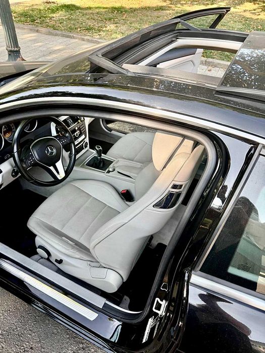 Mercedes C 220 CDI Coupé  (Geração C204) - 90 mil Km