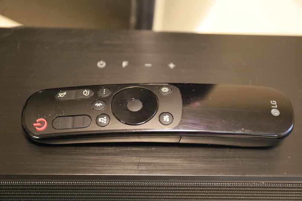 Soundbar  LG   SNH5