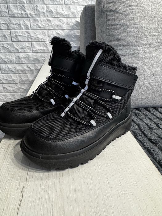 Стильні зимові черевички для хлопчика