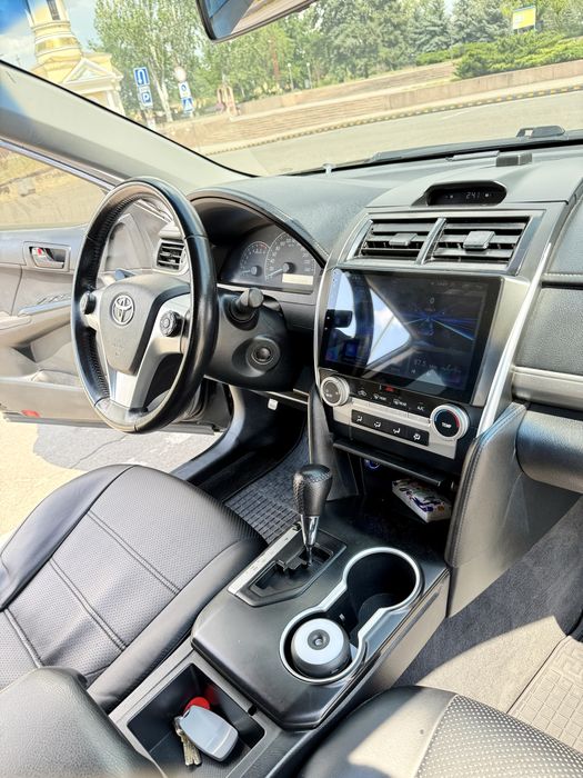 Toyota Camry 2014 VIN 6T1BF9FKXFX570950 фото оголошення 6 з 12
