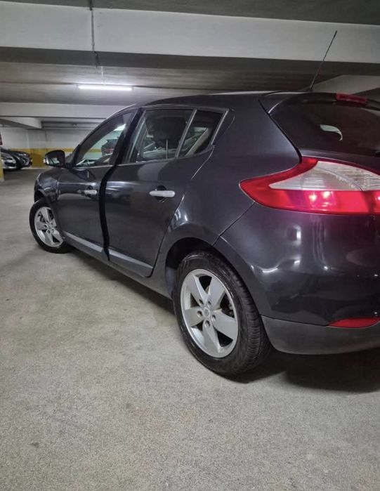 Megane 3 2010 pronta a circular
