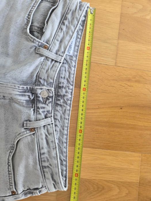 Szare jeansy Zara rozm 42