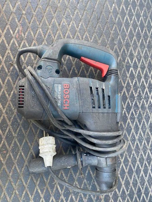 Електроінструмент.