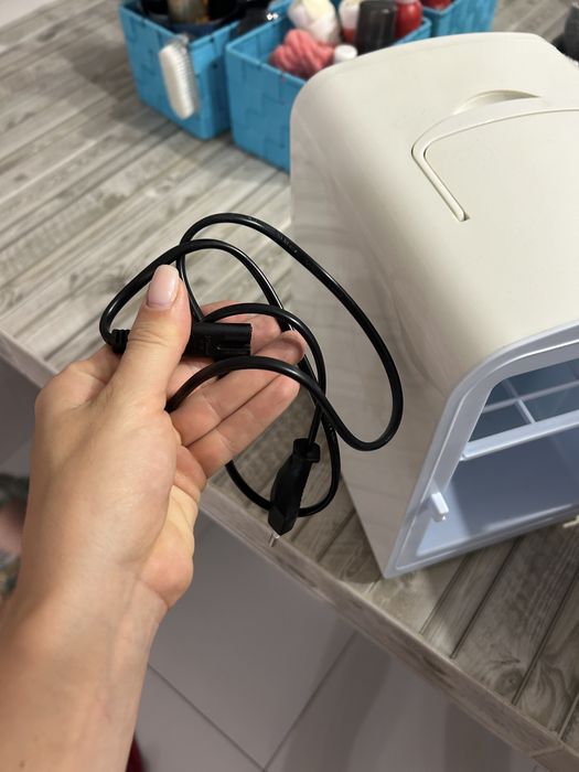 Міні-холодильник для косметики b.fridge 4 л, білий