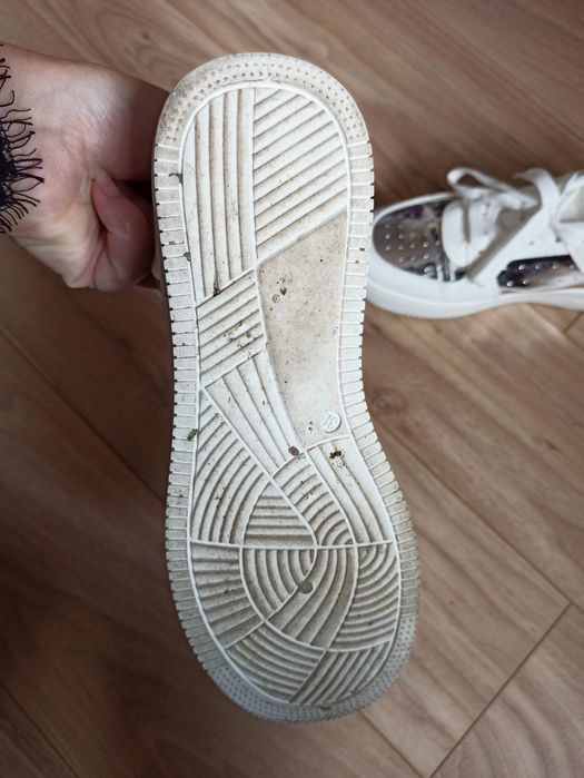 Sg Białe adidasy 38 Cropp biale damskie sneakersy 38 ze srebrnym