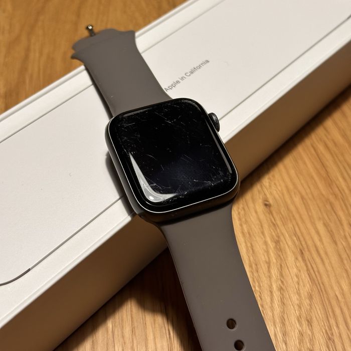 Apple Watch 5 - kondycja 86%