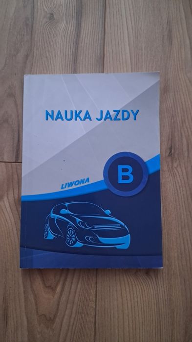 Książka do nauki jazdy