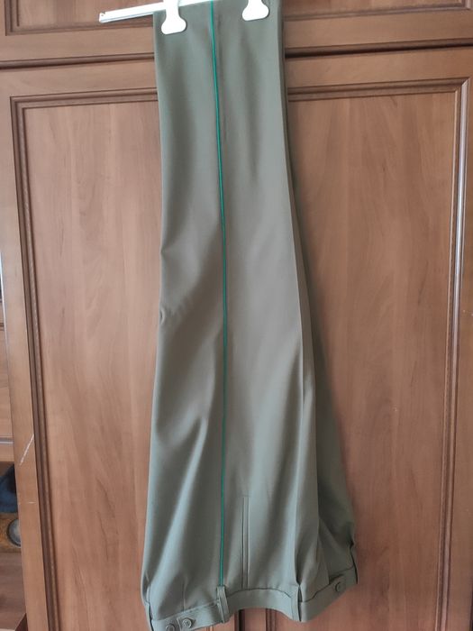 Spodnie khaki, wojskowe