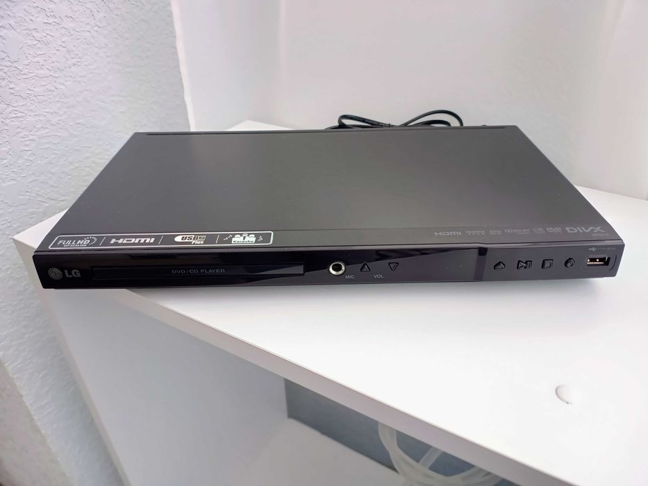 DVD-плеєр LG DP527H