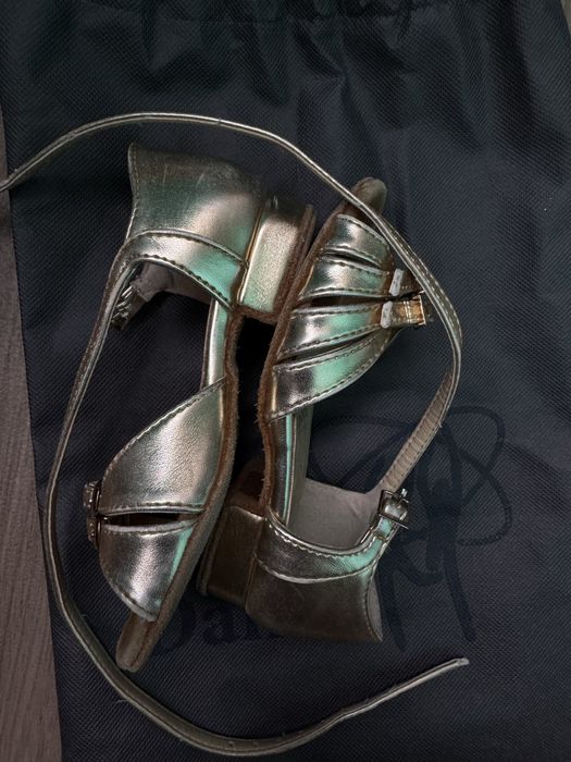 Туфлі для бальних танців