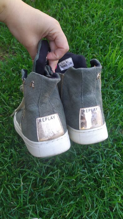 Кеди фірмові, стан ідеальний