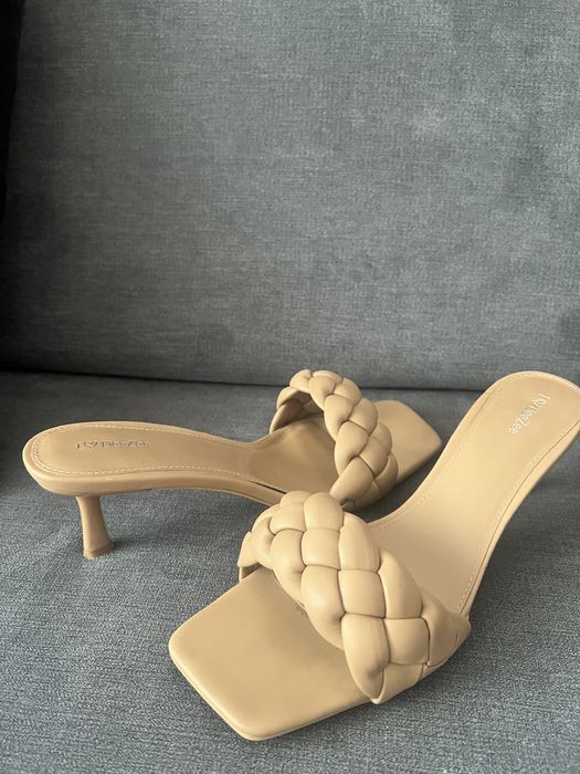 Sandały, klapki, buty letnie na obcasie DeeZee, kaczuszka