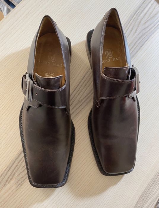 Sapatos de Homem da luxuosa marca Italiana Bruno Magli, tamanho 42