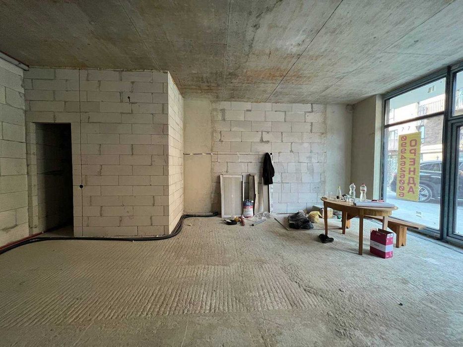 Оренда фасадного приміщення Центр