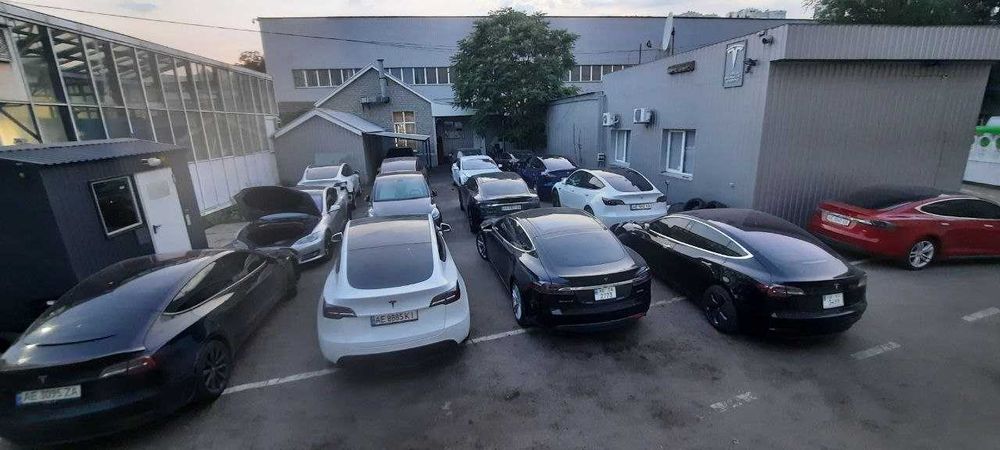 Tesla Сервіс Дніпро (діагностика,ремонт,factory,tegra,navi,lte,ccs)