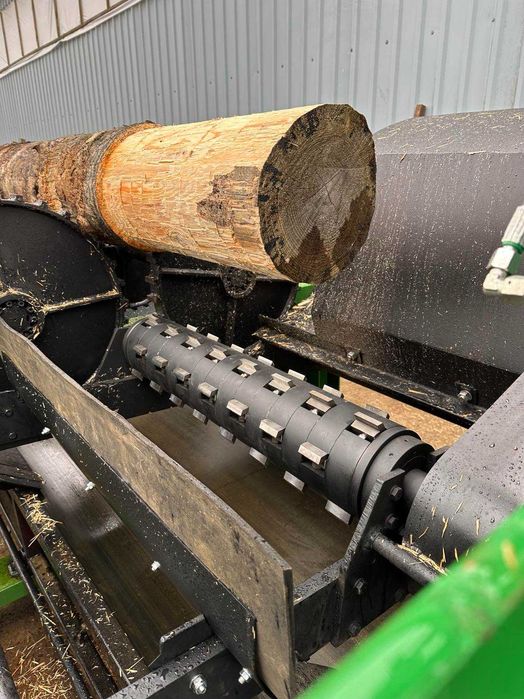 Korowarka z reduktorem napływów korzeniowych