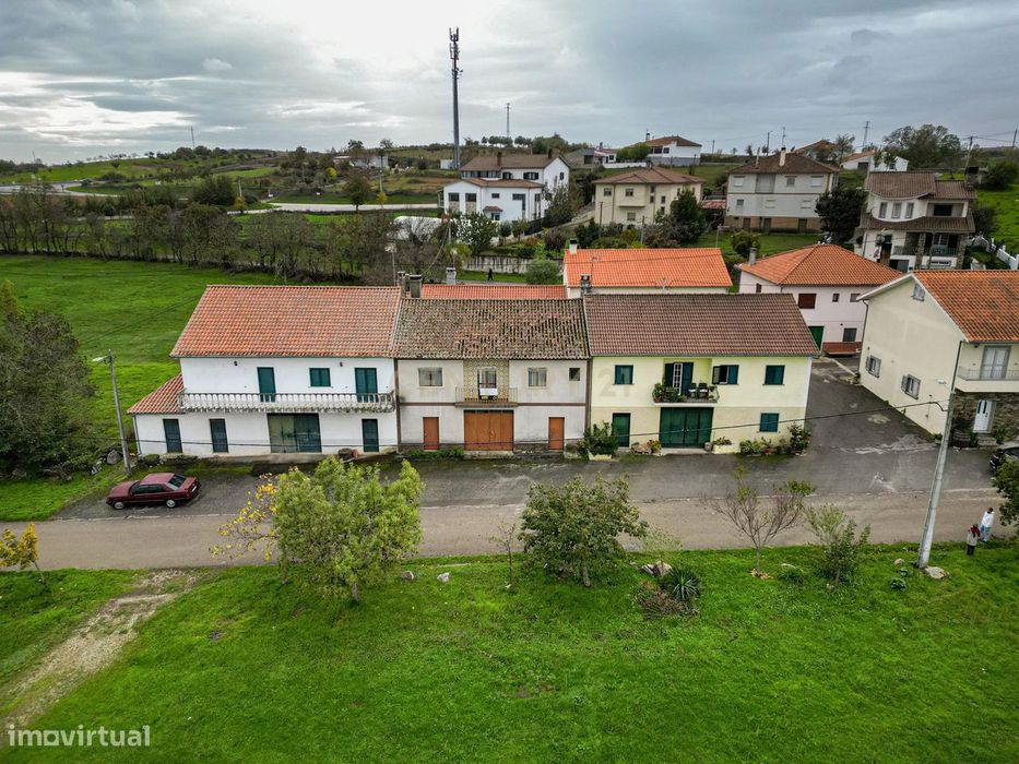 Moradia T3 em Rio Frio - Bragança