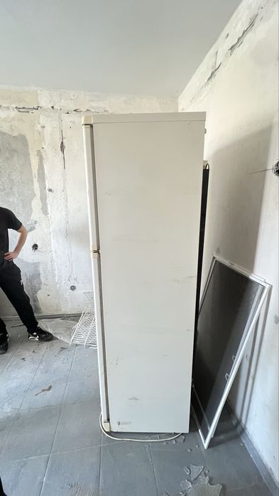 Холодильник  продам