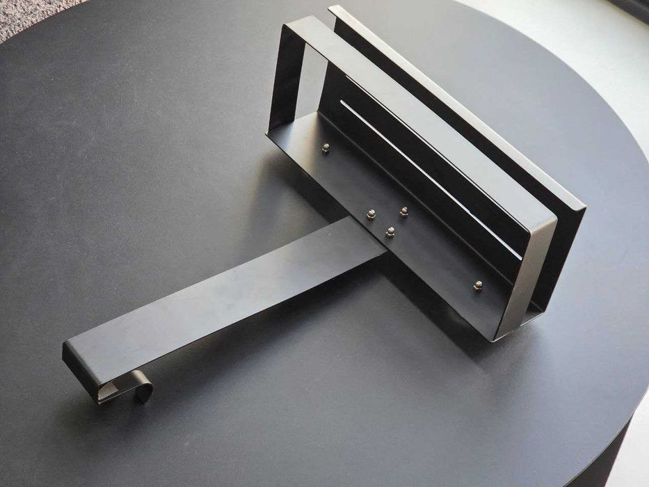 Elegancka półka wieszak na przybory łazienkowe wiesak na kabinę grafit