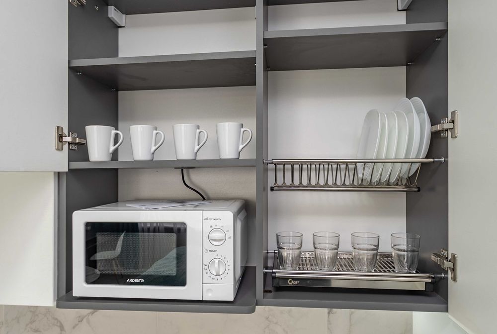 Стильна студія подобово, з Генератором, між двома станціями метро.