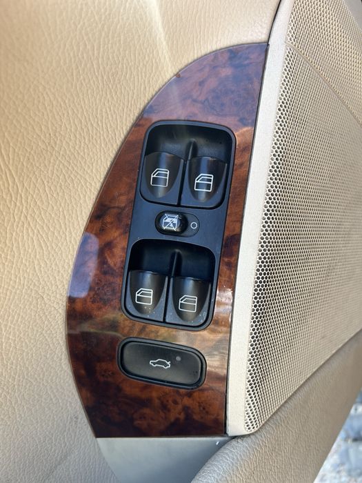 Mercedes-Benz CLK-Class 2005 VIN WDB2093081F186538 фото оголошення 13 з 24
