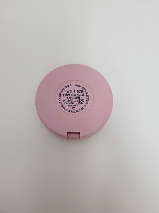 Mac Cosmetics limitowana edycja rozświetlacz róż puder Royal Flush