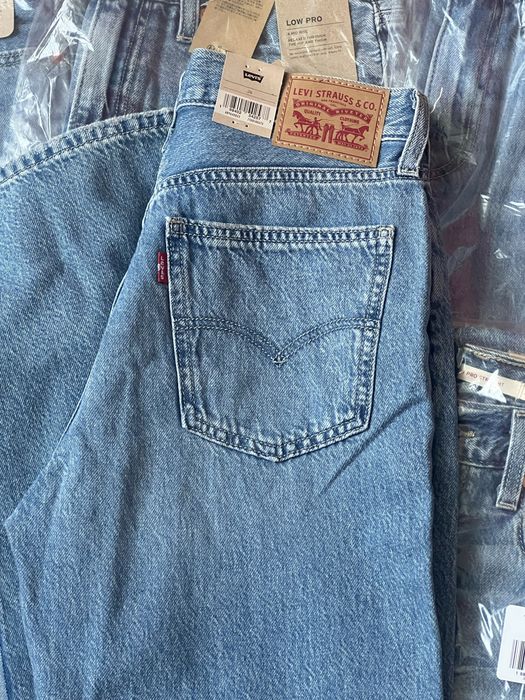 Легкі жіночі джинси Levis Low Pro, розміри ,27 оригінал