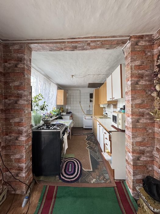 Продаж будинку і зем ділянки/Сонячне