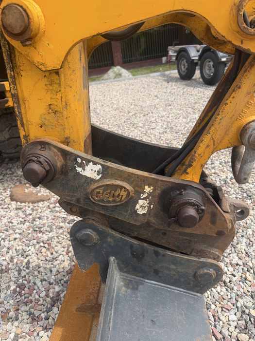 Sprzedam koparko-ładowarke JCB CX3