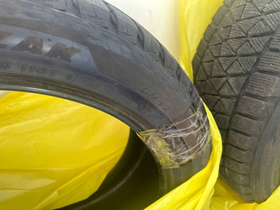 Зимня резина BLIZAK BRIDGSTONE 275/45/R20