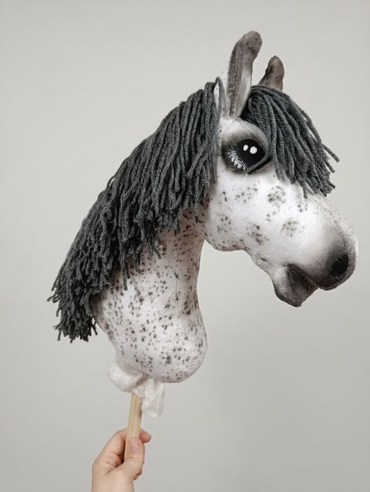Hobby horse A4, siwy w hreczke
