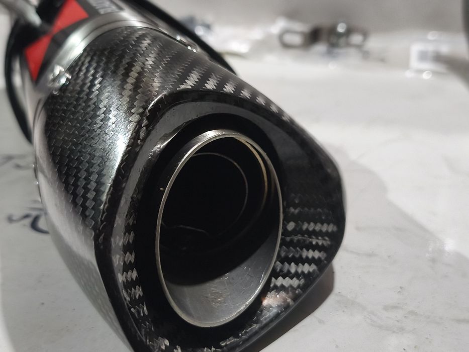 Escape Black widow Yamaha MT 09/ tracer/Xsr