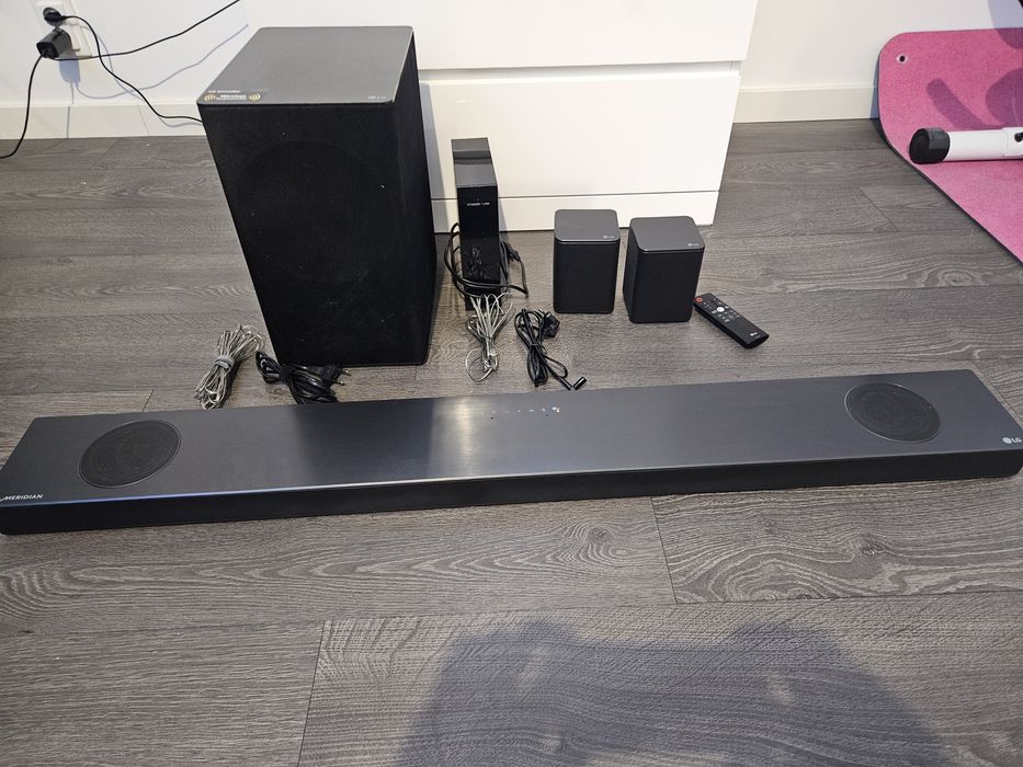 Soundbar LG DSN9YG + głośniki  SPK8-S