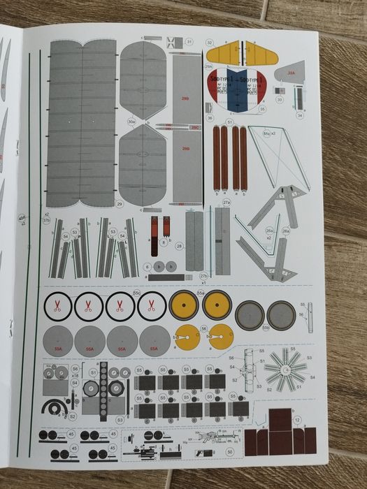 Model kartonowy Sopwith 1,5 Strutter