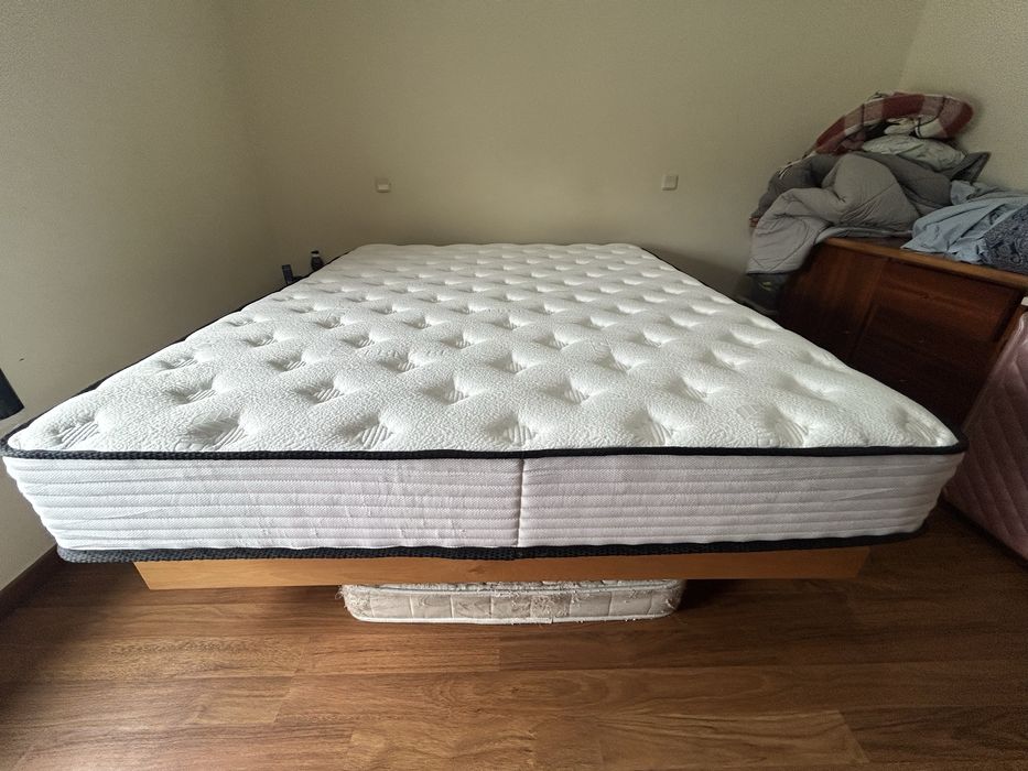 Colchão Novo de molas ensacadas