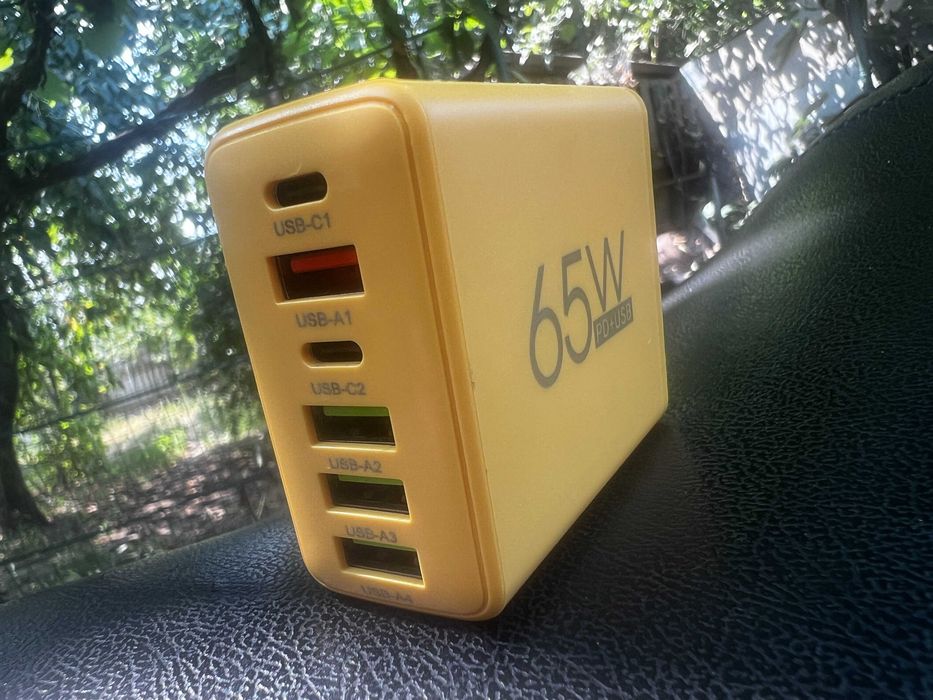 Быстрая зарядка 65W 6 портов USB C для телефонов iPhone Samsung Xiaomi