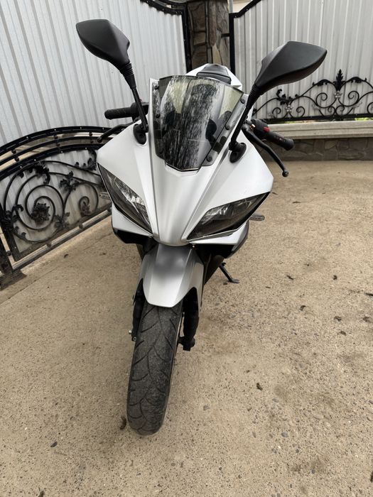Yamaha YZF r125 2012 рік (інжектор)