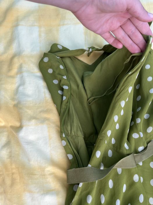 Сукня в горох із шовку