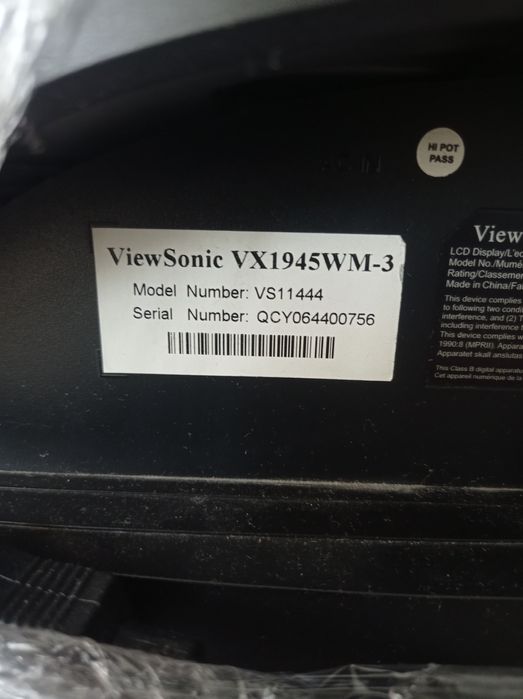 Монітор для комп'ютера,системний блок,клавіатура