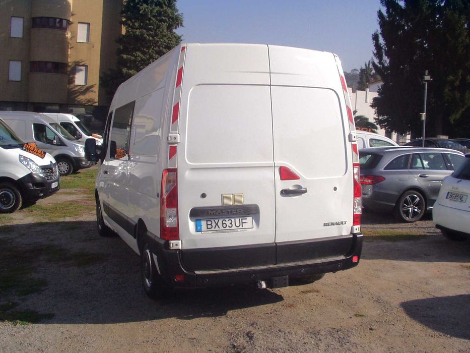 Renault Master 2.3 DCI 130cv L2H2 **7 Lugares**