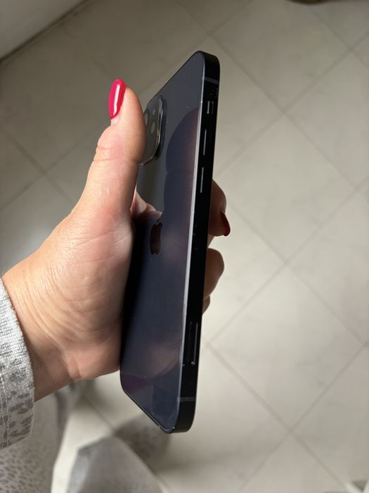 Iphone 12 64 GB usado