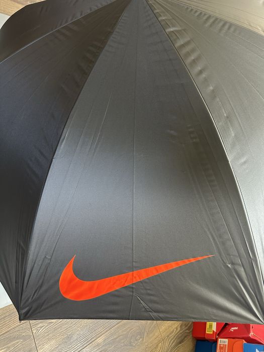 Парасолька,зонтик Nike