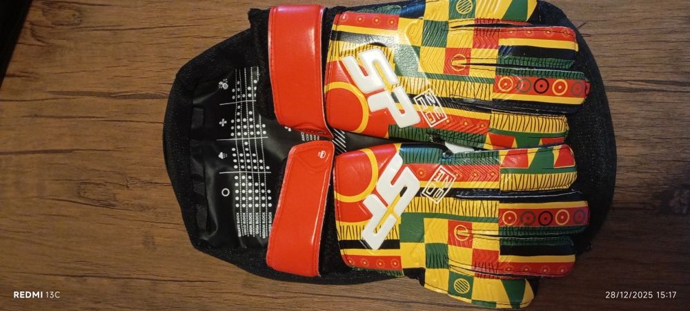 Luvas guarda redes e chuteiras criança