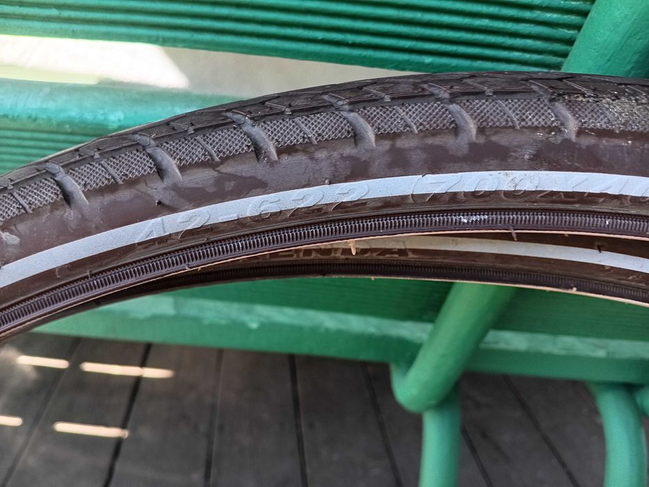 opony rowerowe 28 cali,  rozm. 42-622,  firma Kenda