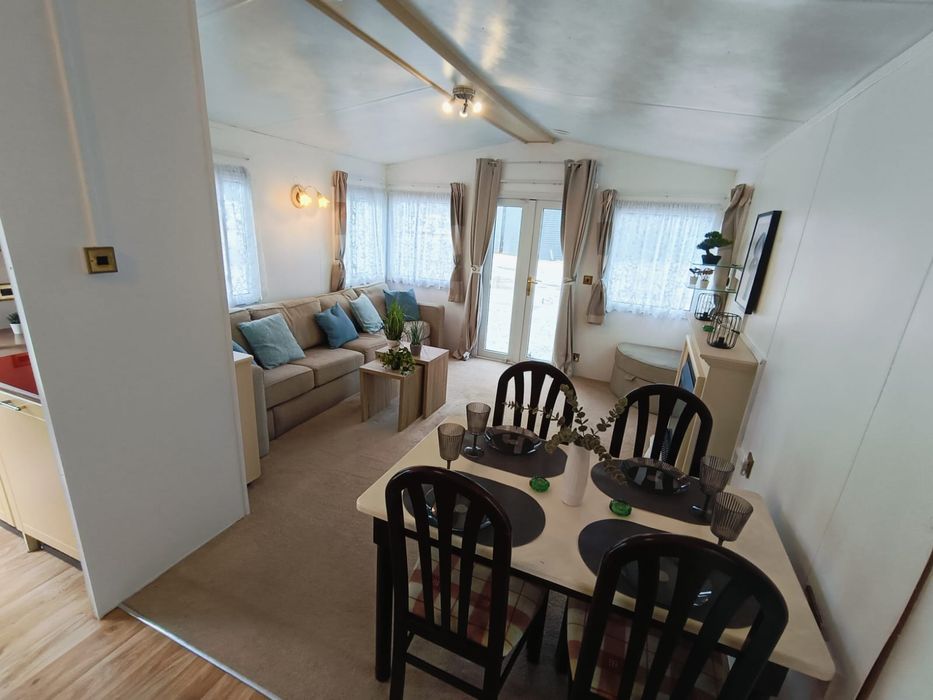 Domek mieszkalny BK Lulworth Całoroczny 12.0x3.7. 2 syp  TRANSPORT