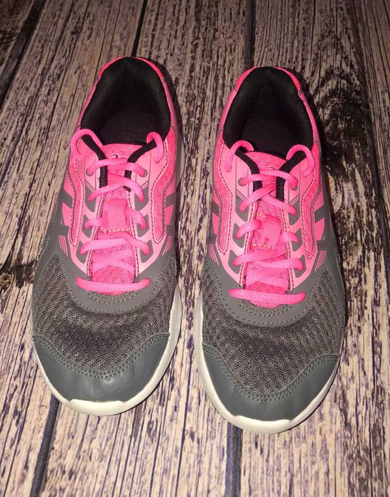 Кроссовки Asics для девочки, размер 35 (22,5 см)