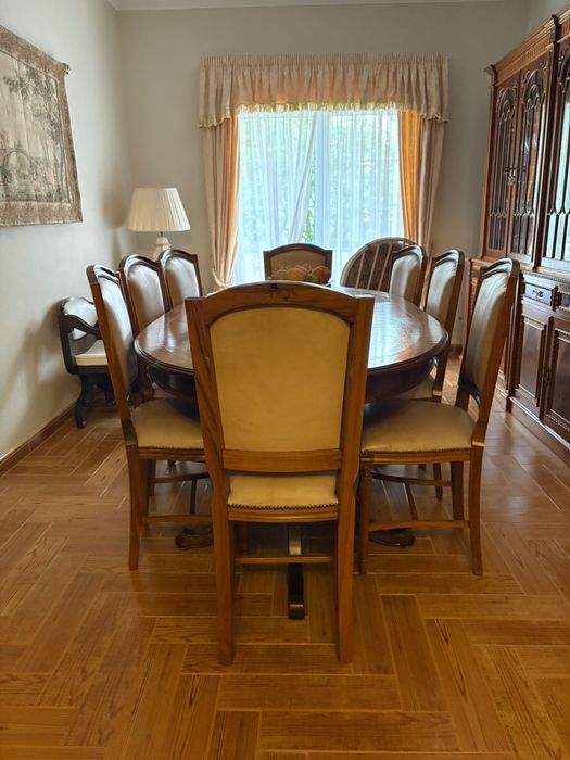 Mobília de sala de jantar