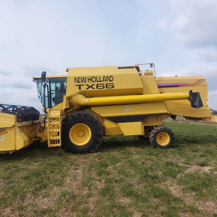 Kombajn Zbożowy New Holland Tx 66